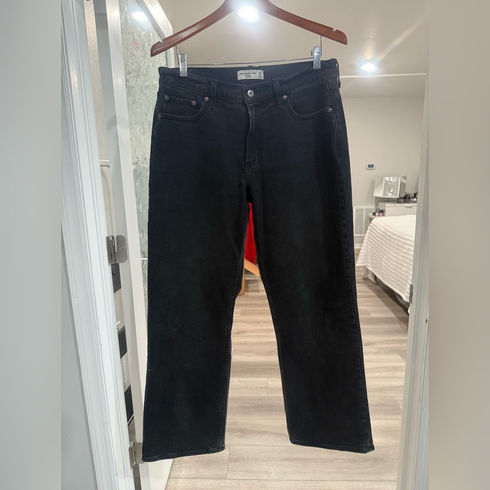 Abercrombie & Fitch Curve Love The Baggy Low Rise Jeans